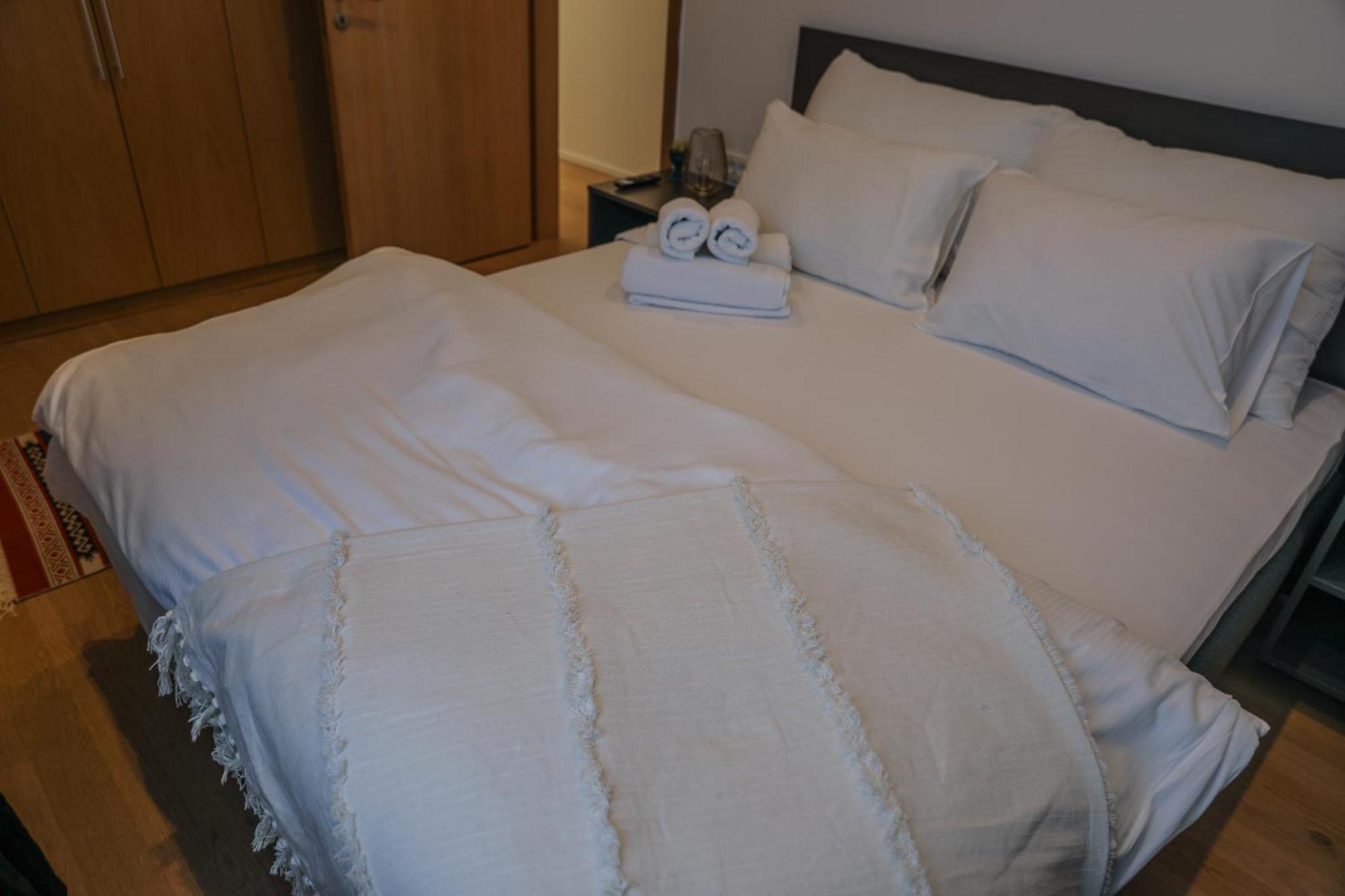 Studio Apartments Visit Point Szarajevó Kültér fotó