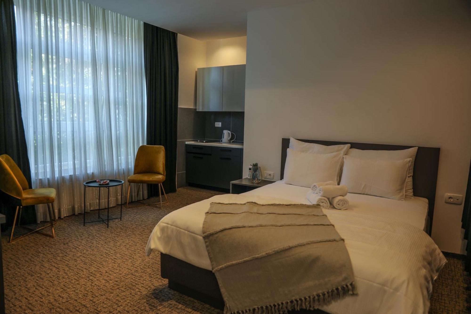 Studio Apartments Visit Point Szarajevó Kültér fotó